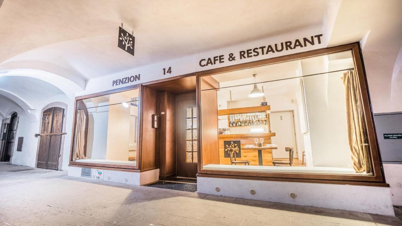 Penzion A Restaurace 14 Hostinné Exteriér fotografie